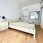 La Casa Di Mariposa * Sanremo